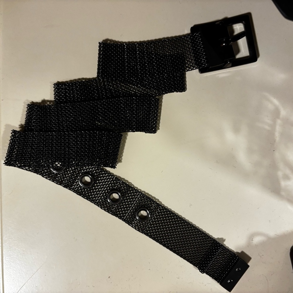 BCBGenerarion small black metal mesh belt